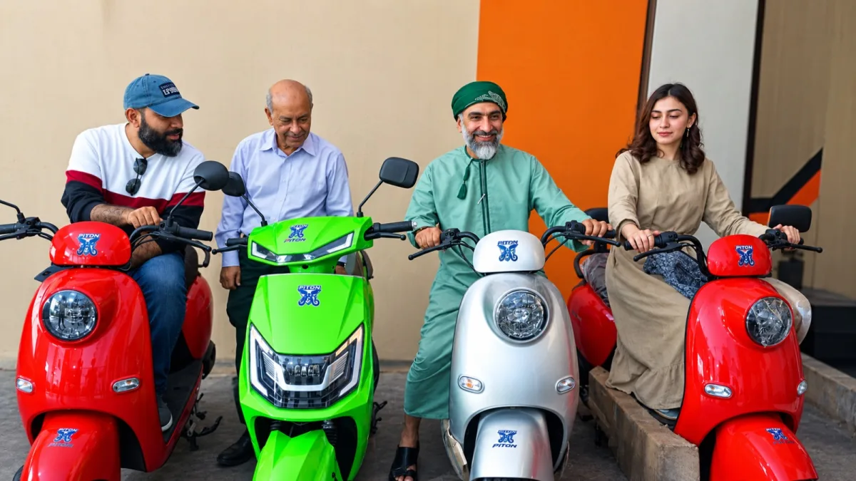 Piton team with scooter lineup